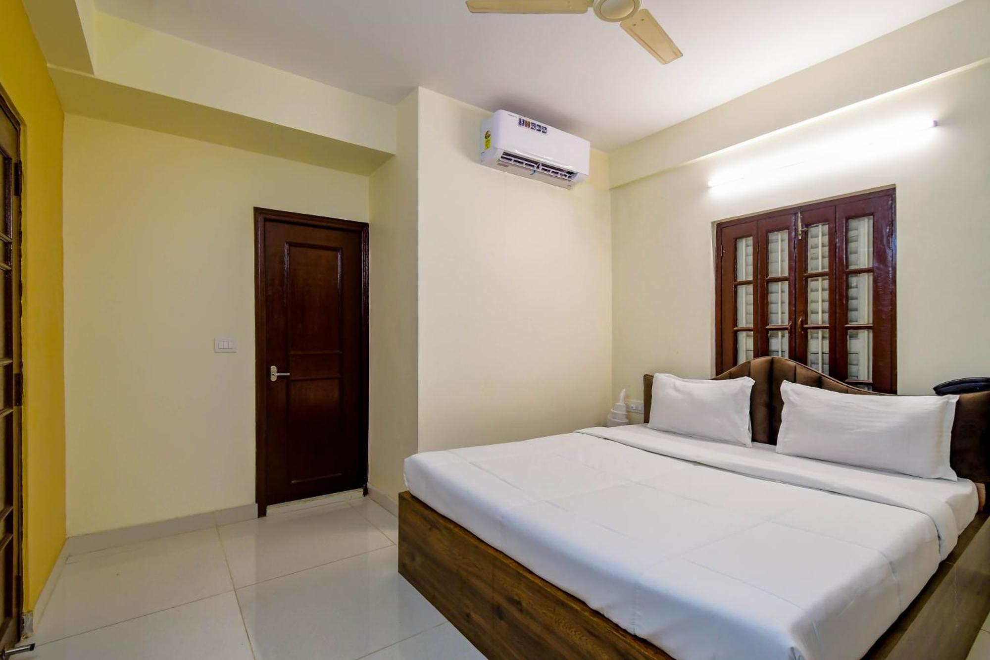 Hotel Mahal Колката Екстер'єр фото