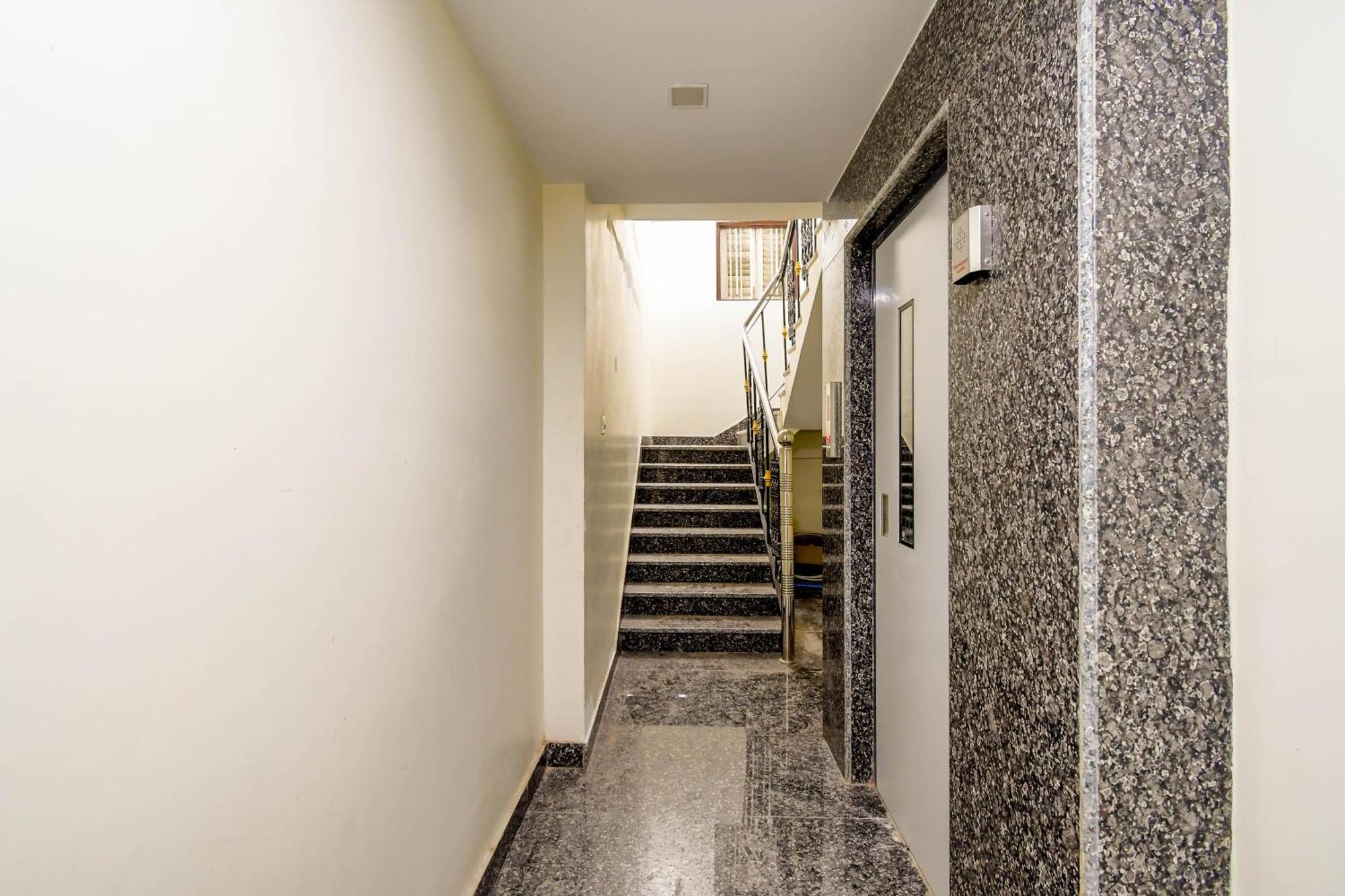 Hotel Mahal Колката Екстер'єр фото